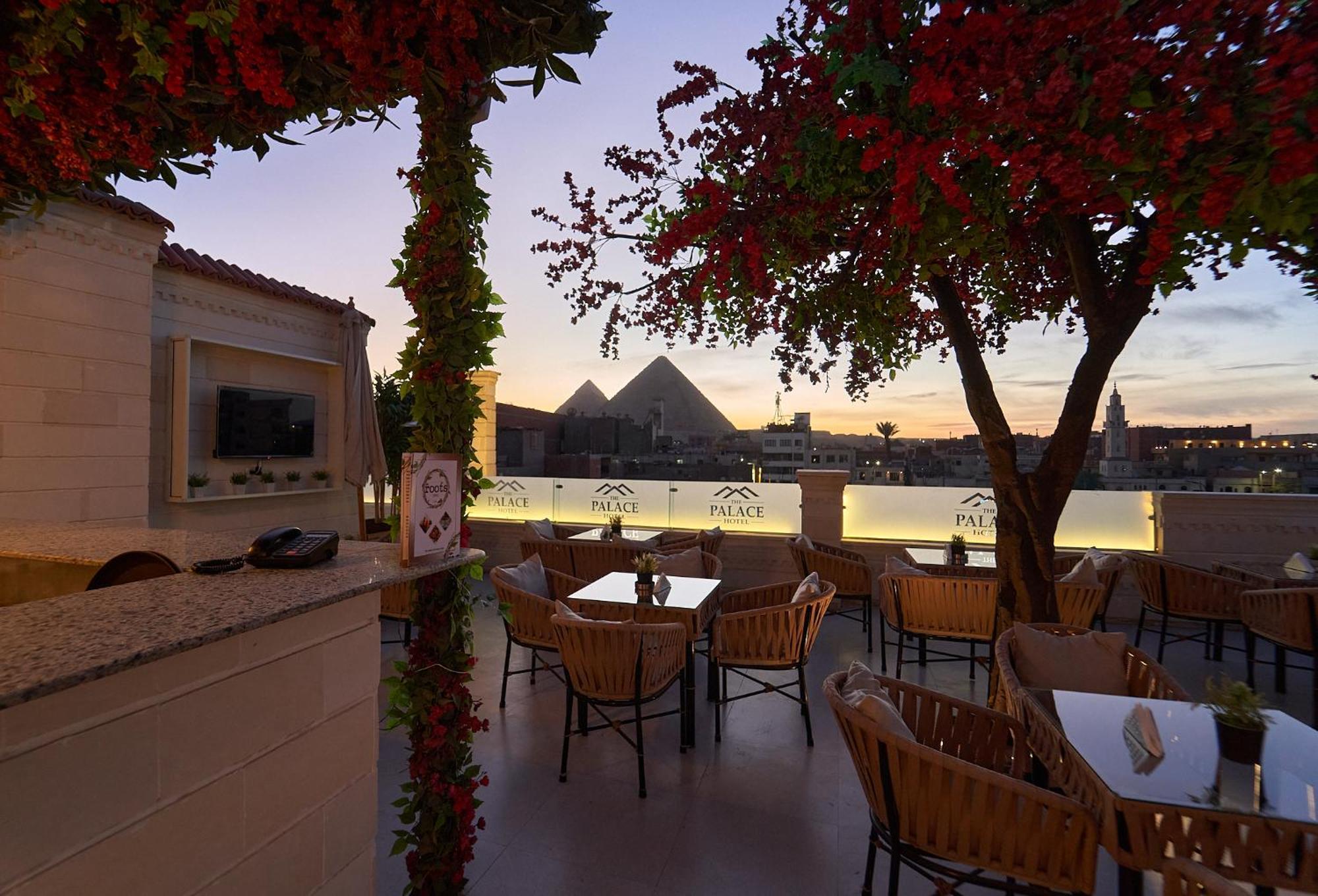 The Palace Pyramids Hotel Nazlet el-Sîsi المظهر الخارجي الصورة